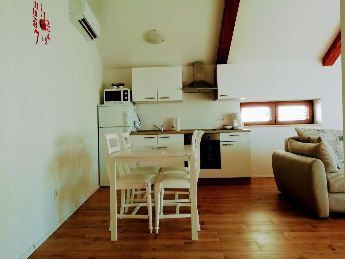 App E.N.A. Apartment Umag Luaran gambar